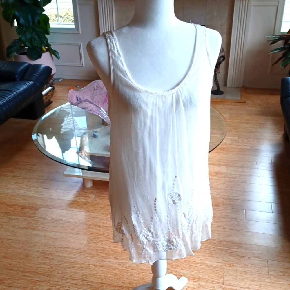 LAKLOOK 100% SILK TUNIC SIZE MEDIUM